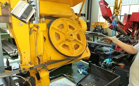 阜沙镇金属带锯床的日常使用和保养注意事项！